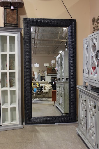Gail's Furniture