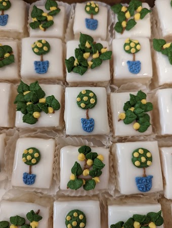 Southern Squares Petit Fours