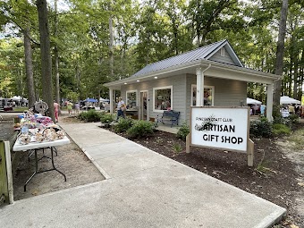 Pine’eer Artisan Gift Shop
