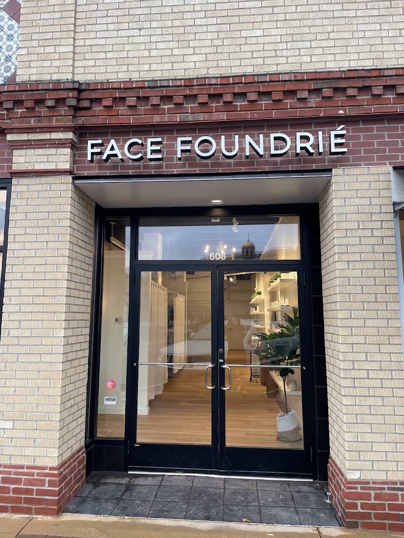FACE FOUNDRIÉ - Kansas City