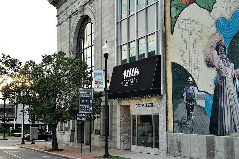 Mills Jewelers