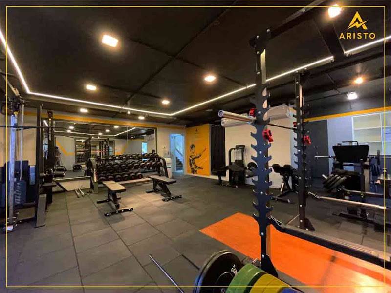 Aristo Fitness Studio | Fitness Studio in Kothrud | Personal Training & Spinning Classes in Kothrud